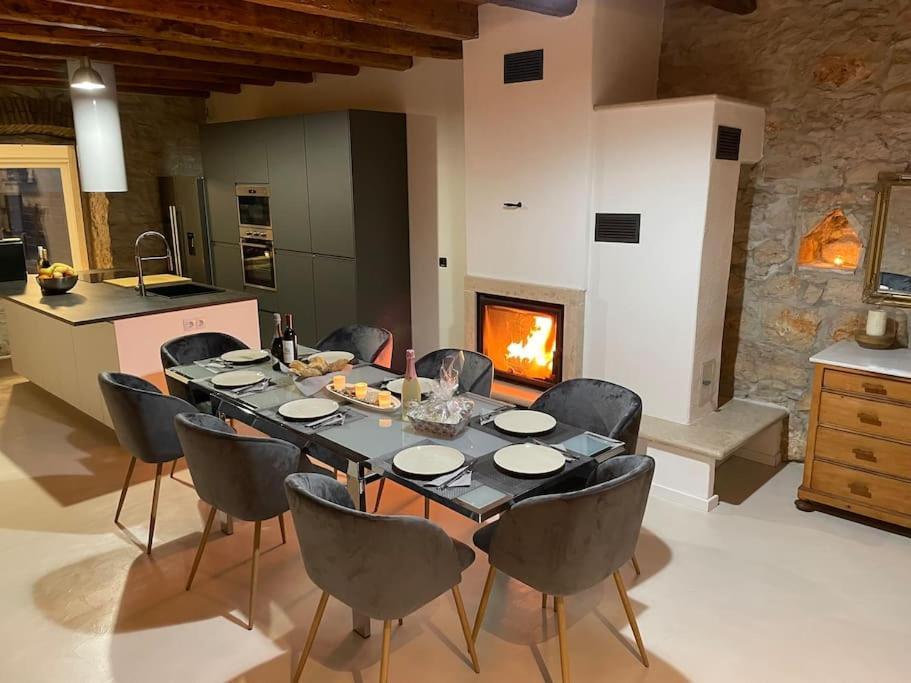 Villa Makale Umag Exteriör bild