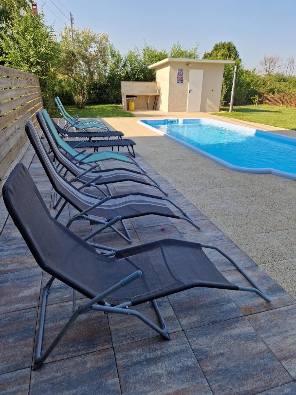 Villa Makale Umag Exteriör bild